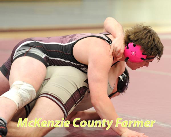 Wrestlers wrap up regular season with three losses