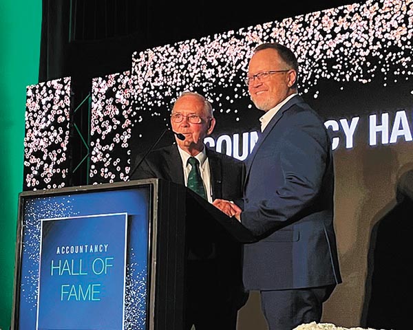 Brent Sanford inducted into the North Dakota University Accounting Hall of Fame