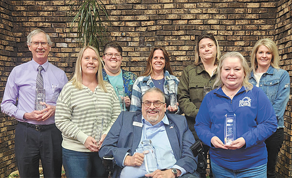 Watford City Auditor receives Leadership Award